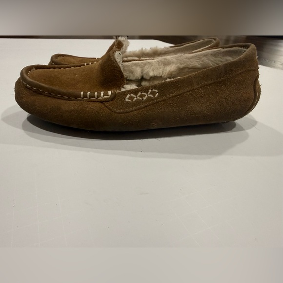 UGG Shoes - Cozy Brown Suede Moccasins